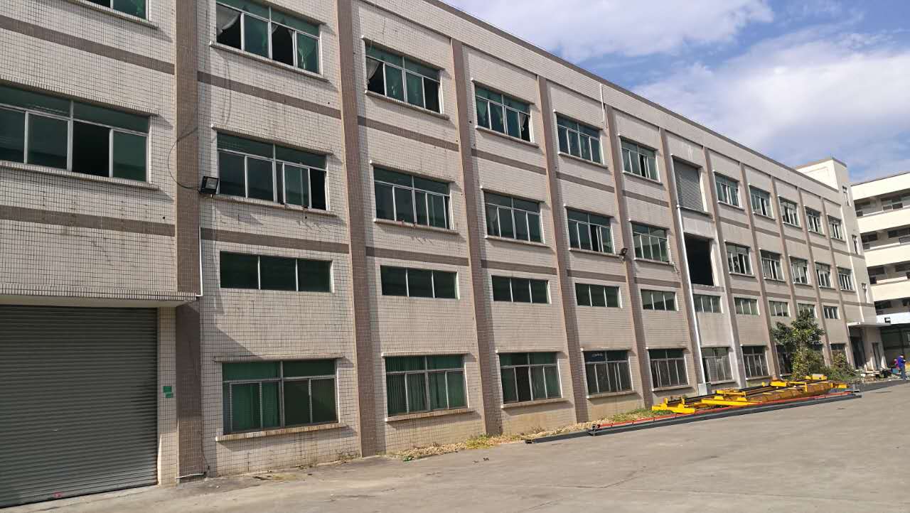 东莞横沥原房东独院标准厂房分租一楼2000平方厂房出租