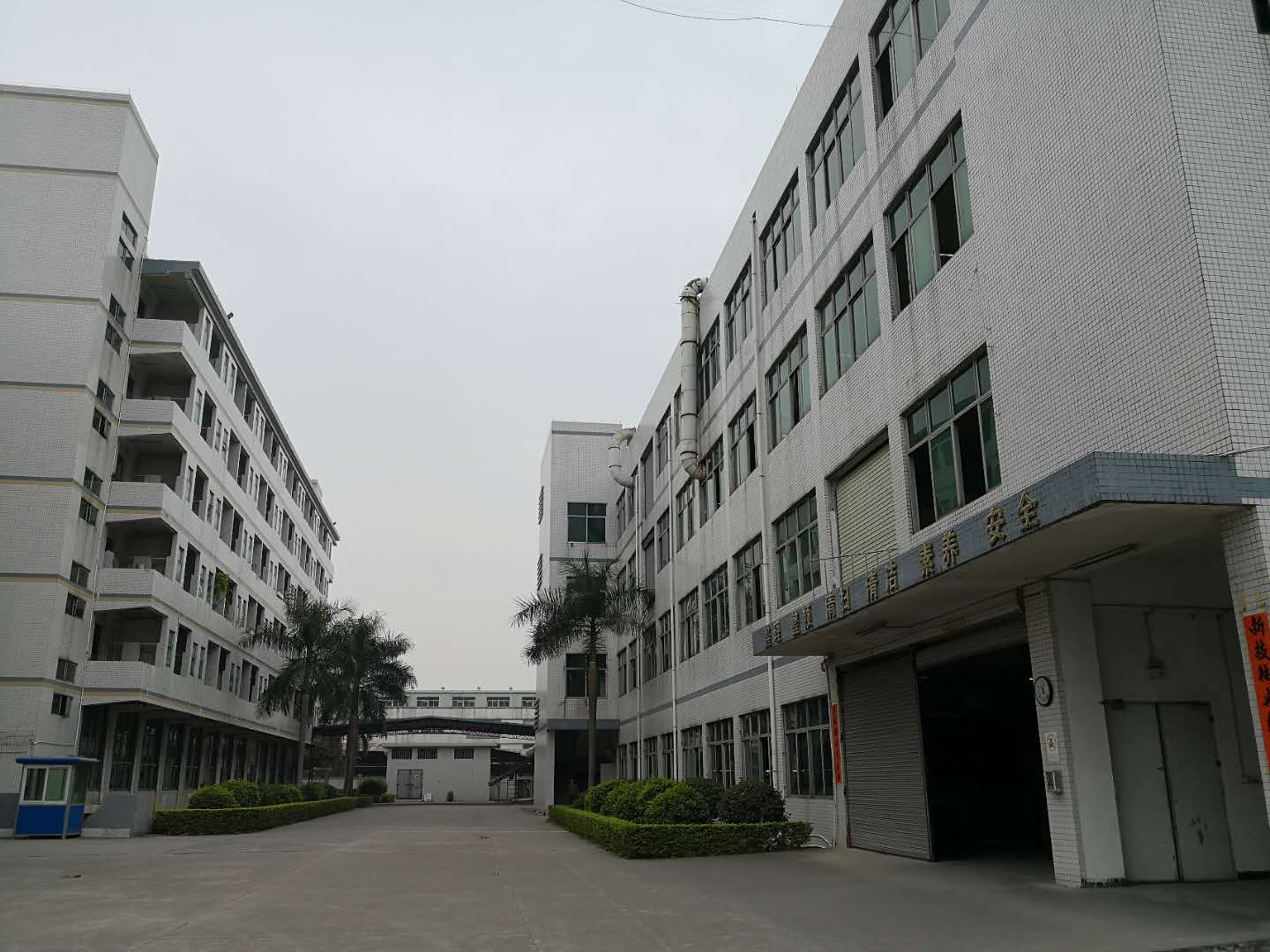 东莞茶山独院厂房分租二楼500平方厂房出租现成装修